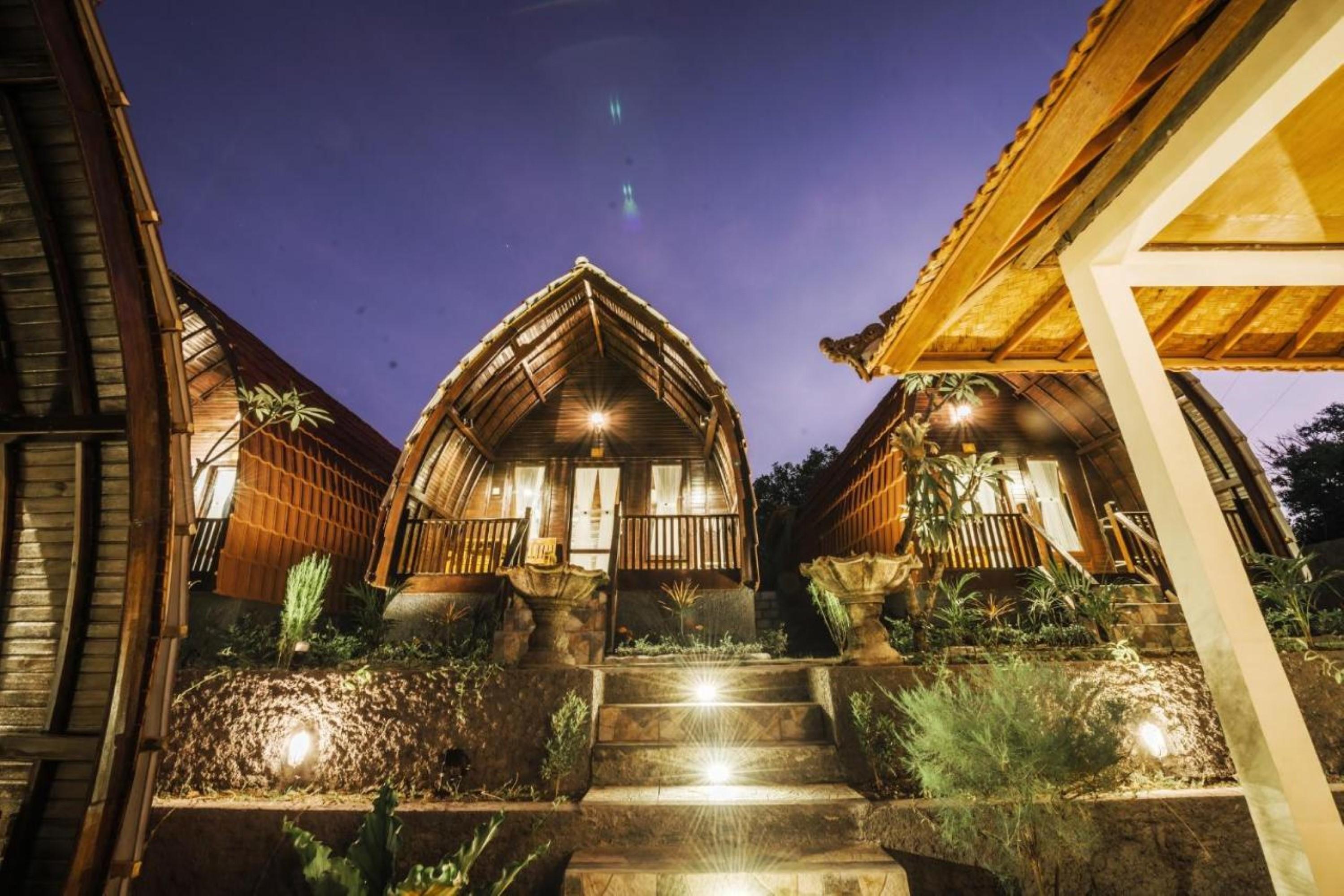 Hotra Hill Cottage Batununggul Exterior foto