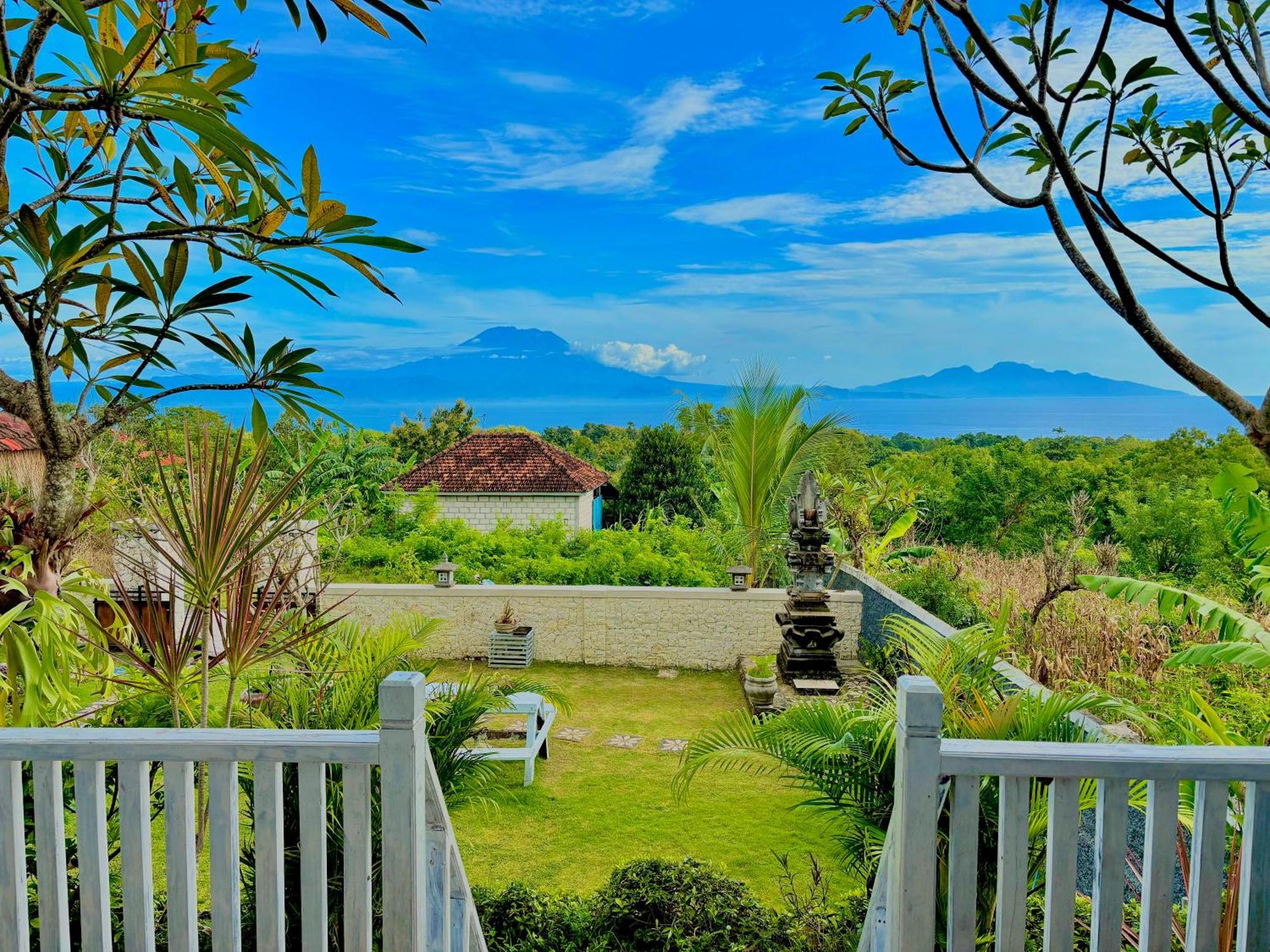Hotra Hill Cottage Batununggul Exterior foto