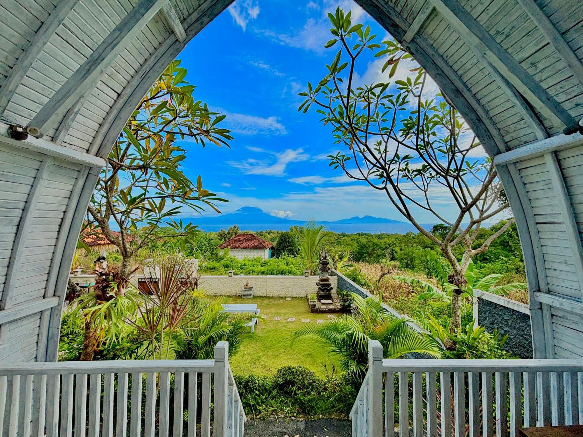 Hotra Hill Cottage Batununggul Exterior foto